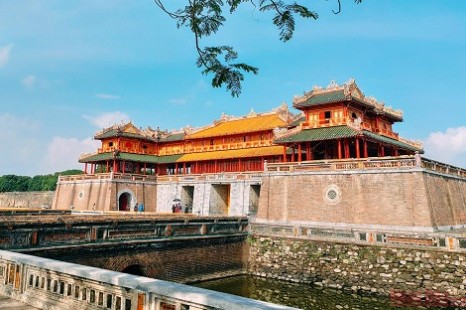 Tour Hà Nội - Đà Nẵng - Hội An - Bà Nà  - Huế - Động Phong Nha 4 Ngày 3 Đêm